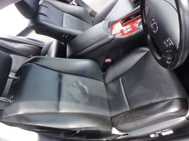 エアー革シート・シートヒーター・3メモリーパワーシート・内装やシート綺麗です！