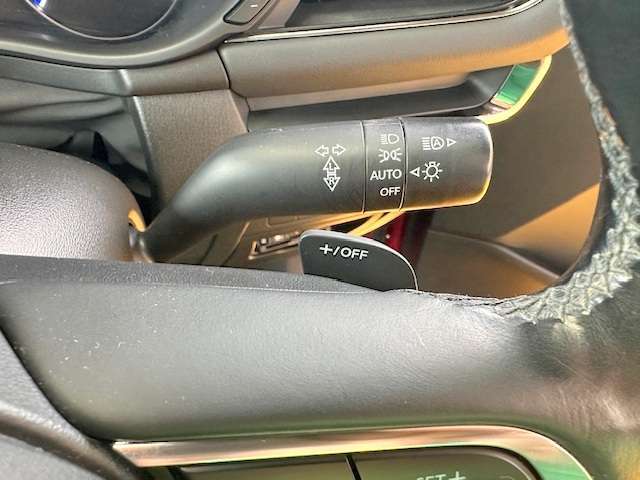 パドルシフト付きのシフトレバーで走行も楽しめます！上手に使いこなせれば燃費の向上？になるかも！