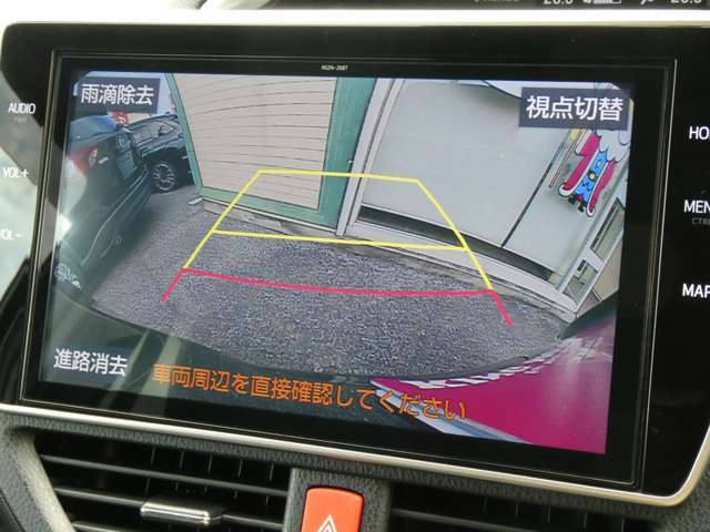 バックカメラが装備されているので駐車が苦手な方も安心です♪