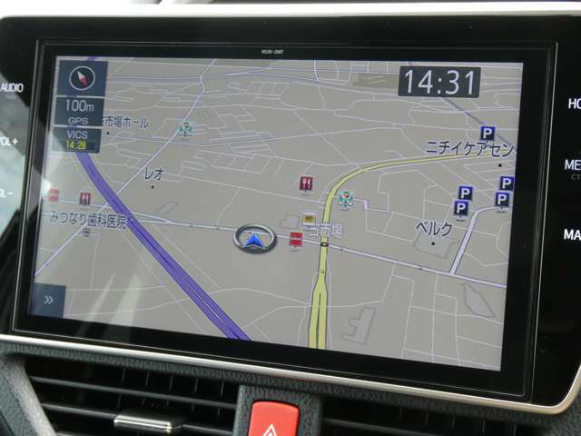 今では必需品のアイテム！トヨタ純正メモリーナビ！知らない道もナビがあれば安心！フルセグも付いてます！お客様のカーライフを快適にサポートしてくますね♪