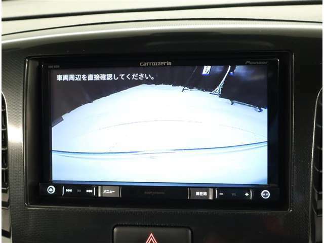 バックモニター装備　車庫入れの苦手な方にも安心できる装備です！！