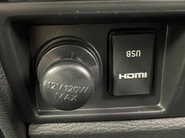 【運転席操作部】快適なドライブを楽しむための機能が装備されています！運転席から触れるので、使いやすいです！除菌プランいれていただくと、さらに清潔で安心していただけます！