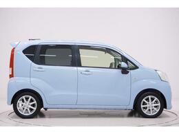 県内13店舗にて常時500台以上ダイハツ車を展示中です。見て、触って、納得のいく一台をぜひ見つけてください。