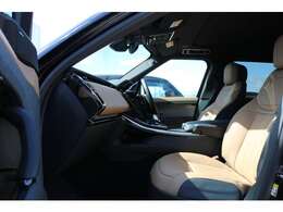 ナビシートでもゆったりドライブをお楽しみいただけます。