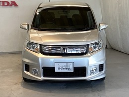 【Honda認定中古車 U-Select】　エンジン、オーディオやカーナビ(社外品は除く）に至るまで保証をお付け致します。全国のホンダディーラーで保証と整備が受けられます。