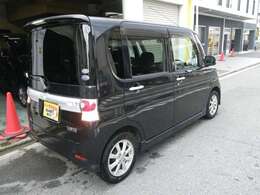 人気のブラック！