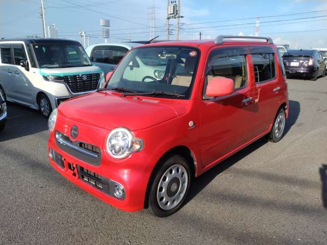 こちらは修復歴有りの車両になります。※こちらのお車は当店にて鈑金塗装作業は行っておりません。