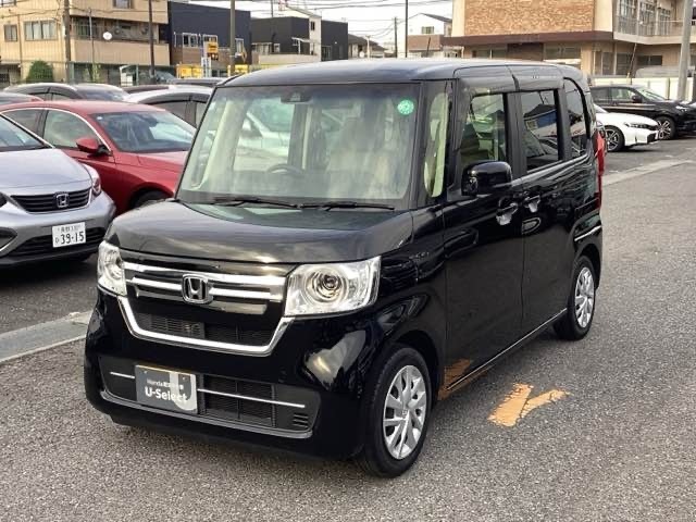 ご契約いただいたお車は、法定12ヶ月点検整備または、車検整備を実施後にご納車させて頂きます！