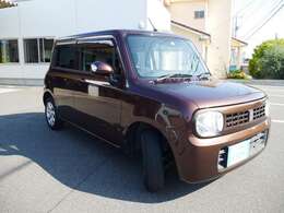 お渡しの前に24ヵ月点検付きの車検をしてお渡し致します。エンジンオイル、オイルエレメント、ワイパーゴムは無条件で交換致しますし、当店の基準に合格しない部品も交換してお渡し致します♪