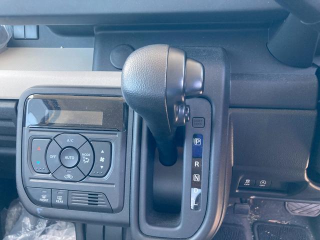 手がすぐに届いて操作しやすいインパネオートマ☆シートの高さやハンドルの位置なども運転しやすいように配慮されています！【国道152号線（飛龍街道）沿い】　浜松市中央区有玉北町　345