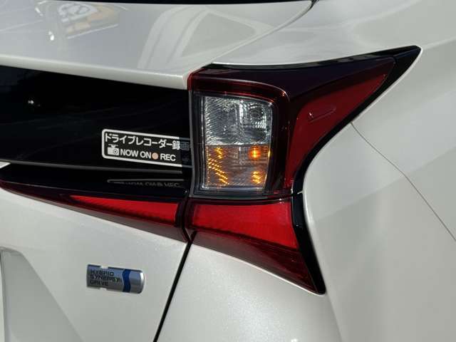 この車が気になるけどお店が遠い。。なんてお客様！！　ご安心ください！　当社遠方登録納車も多数実績がございます！！お車陸送費用も格安でご案内です！！まずはご相談ください！！！