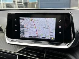 オプションである純正ナビに加え、AppleCarPlay/AndroidAutoの使用も可能です。