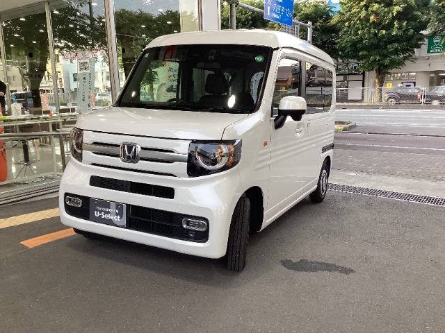 こちらのおクルマは当店指定整備工場で法定12ヶ月点検を実施し納車いたします。