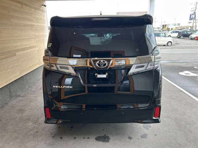 ご覧いただきありがとうございます♪気になったお車がありましたらお気軽にお電話をください♪