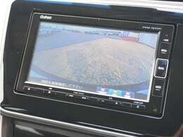 ◆バックカメラ◆リバースにするだけで映ります、後方の安全確認や、狭い駐車場での車庫入れ、雨の日や夜間など視界の悪い時に便利です！安全にバックする為には欠かせない装備です。