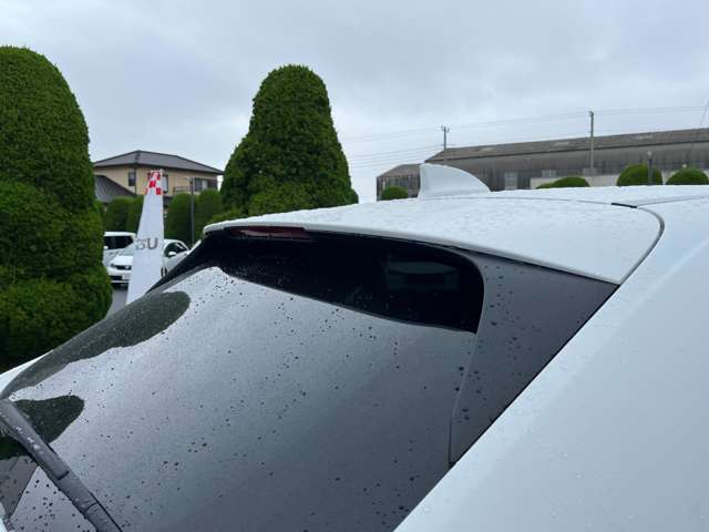 バック時も後ろが見やすく安心・安全にドライブいただけます！！