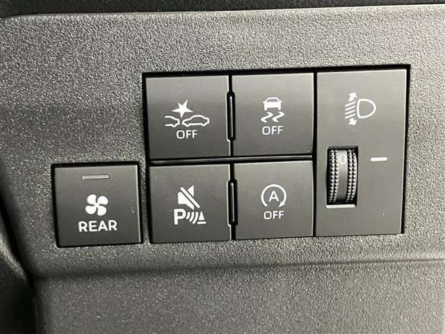 大切な人に気持ちよく乗ってもらいたい・・・そんな気持ちを込めてお客様のカーライフのお手伝いをさせてください。