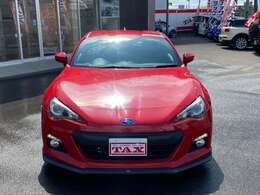 ◆本店　普通車総在庫台数約100台◆軽スマイル館　軽自動車専門店！◆アーバン館　リース＆フラット7！◆Vivid館　お買い得車！全4店舗営業中！！