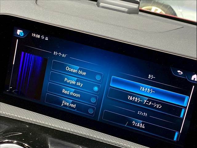 アンビエントライト装備♪車内も豪華になります♪