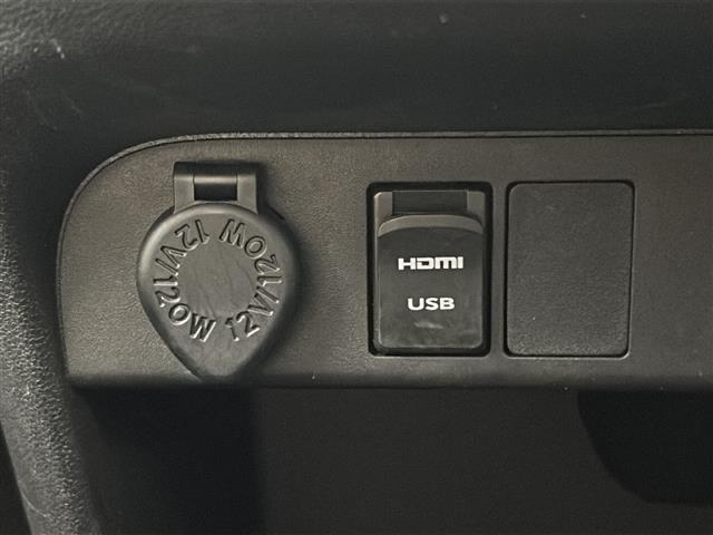 【運転席操作部】快適なドライブを楽しむための機能が装備されています！運転席から触れるので、使いやすいです！除菌プランいれていただくと、さらに清潔で安心していただけます！
