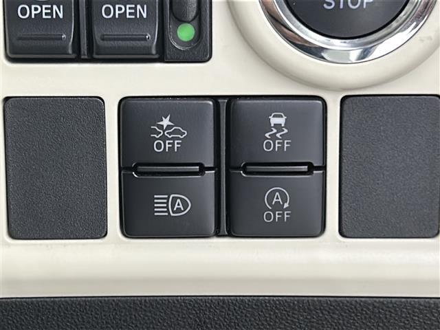 【運転席操作部】快適なドライブを楽しむための機能が装備されています！運転席から触れるので、使いやすいです！除菌プランいれていただくと、さらに清潔で安心していただけます！