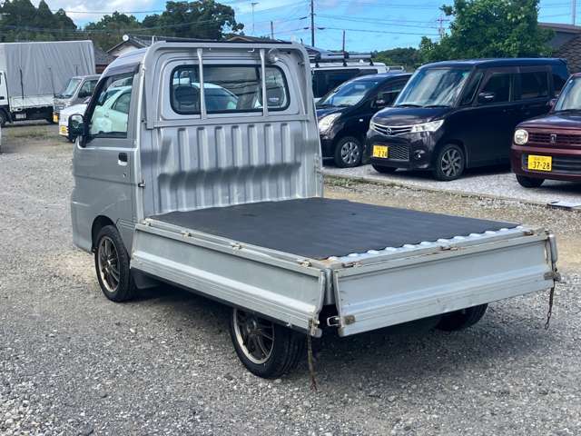 展示車除菌済みになります！ご覧の際は、シート・ドアノブ・シフトレバー等、除菌の上、安心してご覧になれます