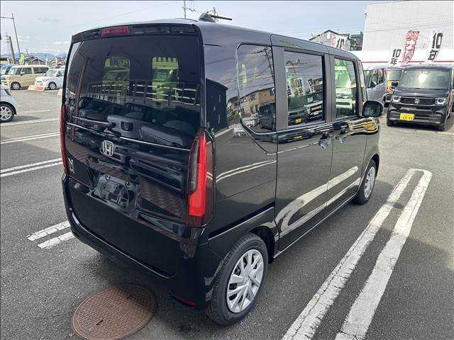 気になるお車のお見積りを作成します！車両本体価格や自賠責保険料、税金、リサイクル預託金登録に伴う諸費用を計算したお見積りをおつくりします。お気軽にお問合せ下さい！
