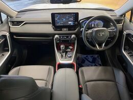 グループ総在庫数約30，000台！！全国の系列店からメーカー・車種問わずご紹介出来るので、あなたにピッタリのお車が見つかるはずです♪まずはお問い合わせ下さい☆