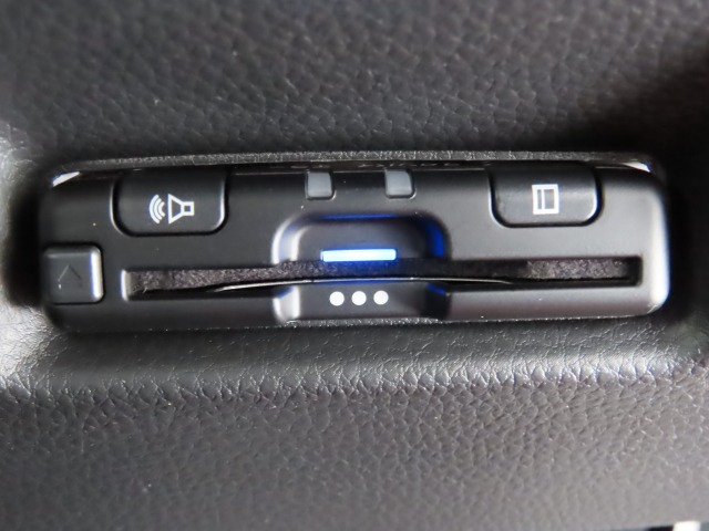 便利なETC車載器も装備済み！高速道路の料金所もスムーズに通過できます♪