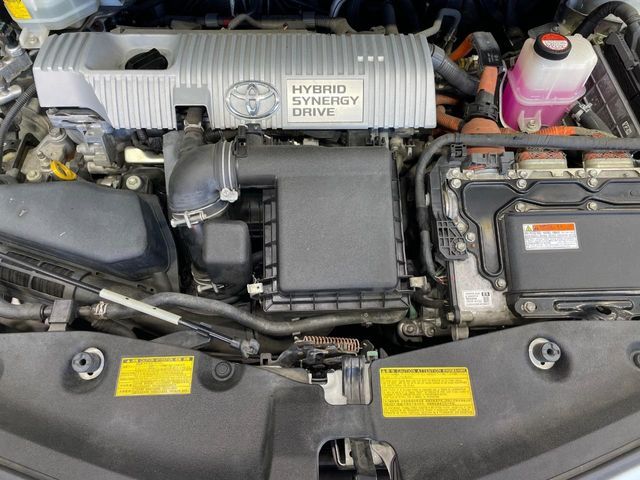 親切・丁寧な専門メカニックスタッフが応対！・車検・点検整備・事故等の修理などアフターサービスも安心。お車のカスタマイズもネクステージのサービススタッフまでご相談ください！