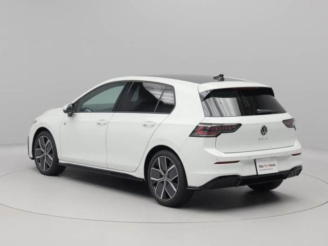 フォルクスワーゲン小牧は、ファーレン名古屋中央が運営するVWディーラーです。日本最大級の大きさを誇るショールームにて、ご来場をお待ちしております。
