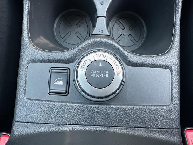 【オールモード4×4-iシステム】電子制御式の4輪駆動システムです！走行状況によって、2WDモード、LOCKモード、AUTOモードなどを使い分けることができます。