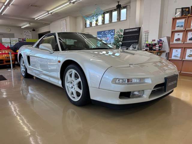 NA2はマイナーチェンジと言いますがフルモデルチェンジされたかのような仕上がりです。NA1とはまた違う良さがございます。