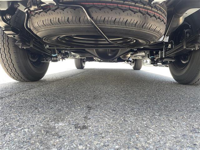 気になる車はすぐにお問い合わせください！画面右側の0066から始まる無料ダイヤルからお問い合わせ下さい！専門スタッフがお車のご質問にお答えいたします！