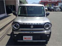 ケイカフェはオールメーカーのお車を取り揃えておりますので、1度のご来場でオールメーカーのお車を実際に見て比べていただくことが出来ます。試乗車も多数ご用意しておりますので、楽しく乗り比べしましょう！