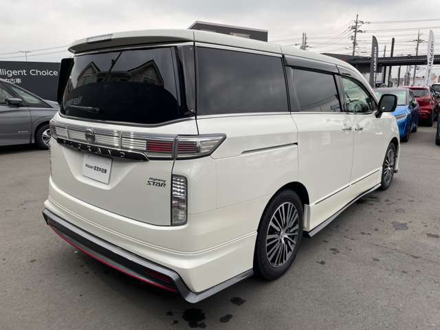 NISMOエアロが付いております。