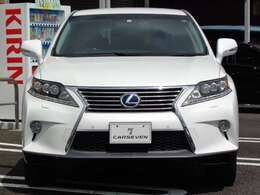 オートライトLED！LEDフォグライト！ヘッドライトウオッシャー！車内のクリーニングもお任せください！特にシートは汚れが堆積しやすい場所です、納車前にスッキリ綺麗な状態にできますのでご相談ください！