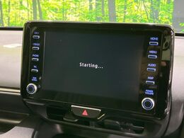 【8インチ　ディスプレイオーディオ】大画面のディスプレイはAppleCarPlayやAndroidAutoが利用可能。大きな画面でスマホナビアプリ等が利用いただけます♪