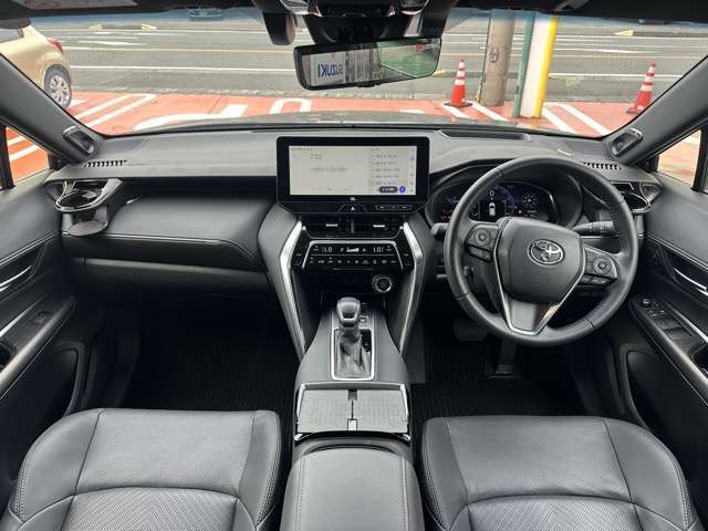 ★修復歴車一切ありません！それどころか、弊社の仕入在庫につきましては、フェンダー、ボンネット、ドアパネル等の交換歴、修理歴のある車両は基本的に仕入れを行いませんので高品質な車両のみ在庫で揃えています！
