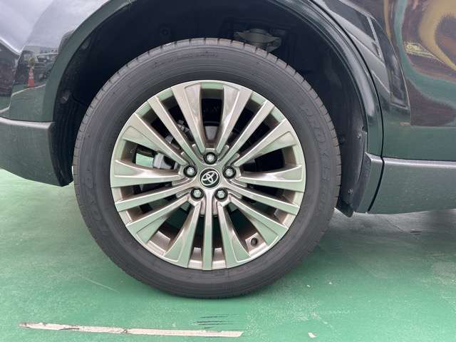 ★納車前に、当社の指定工場で納車前点検を行って納車しますので、安心してお乗りいただけます！もちろん、点検料は車両本体価格に含まれています！