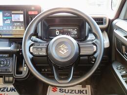 ステアリングはきれいなコンディションです