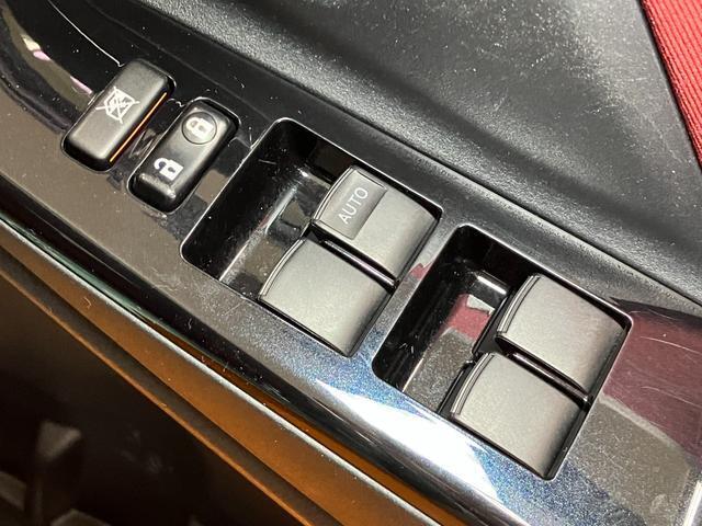 電動格納ミラー、パワーウインドウ