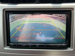 バックモニターも付いていて安心☆