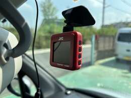 前後ドライブレコーダー付！！