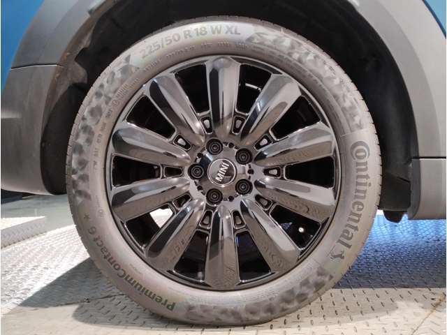 ☆お洒落は足元から☆洗練されたデザインのアルミホイール☆フリーダイヤル：0078-6002-210897迄】お問合せ下さいませ！