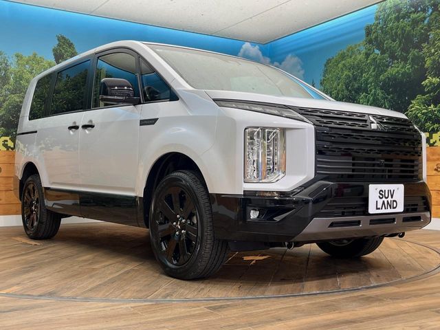 大好評のボディコーティング「弾スプラッシュコート」もご納車までに施工可能。通常のガラスコートと異なる、耐久年数6年の無機質ガラスコーティングが、ボディをキレイな状態に保ってくれます。