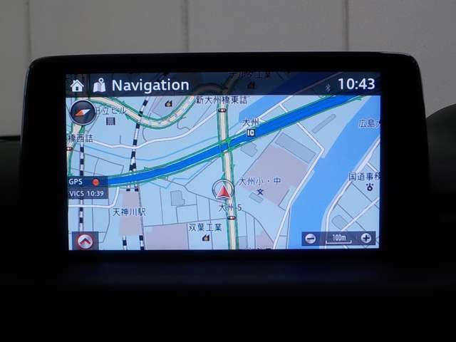 マツダコネクトナビゲーションシステムが装備されています。