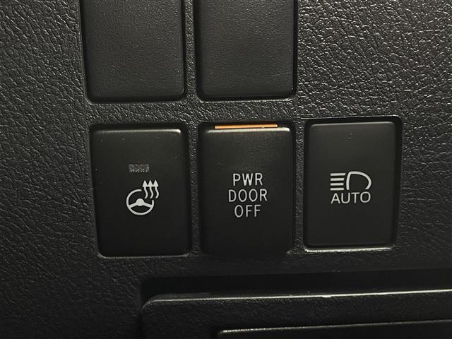 【運転席操作部】快適なドライブを楽しむための機能が装備されています！運転席から触れるので、使いやすいです！除菌プランいれていただくと、さらに清潔で安心していただけます！