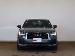 Audi Q2 30 TFSI sport S line/LEDヘッドライト/アルミホイール5スポークYデザイン7Jx18
