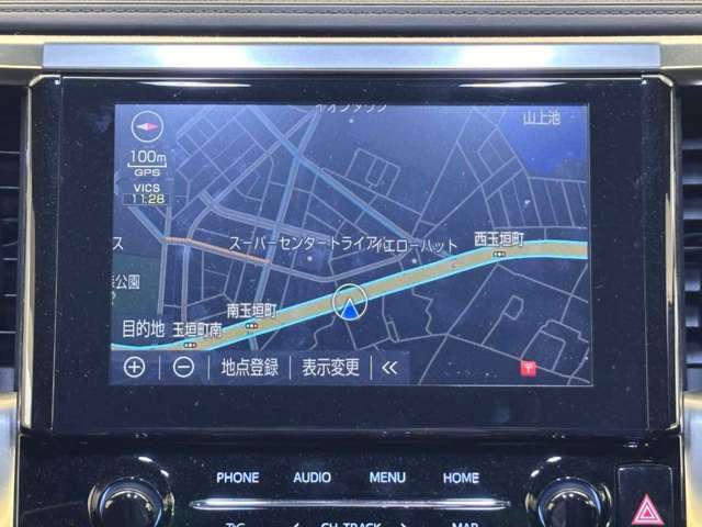 人気の純正ナビを装備しております。ナビの使いやすさはもちろん、オーディオ機能も充実！
